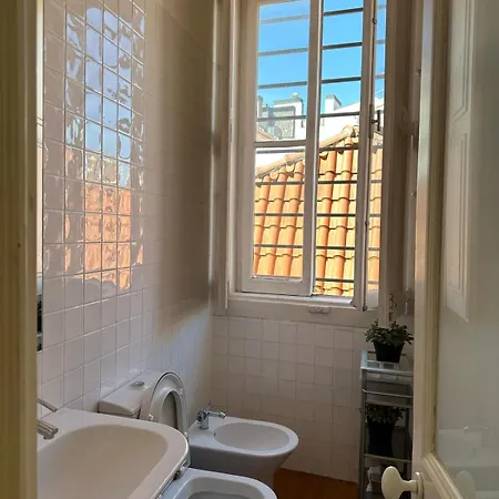 Deluxe King With Ac With2 Bedrooms Апартаменти Лісабон